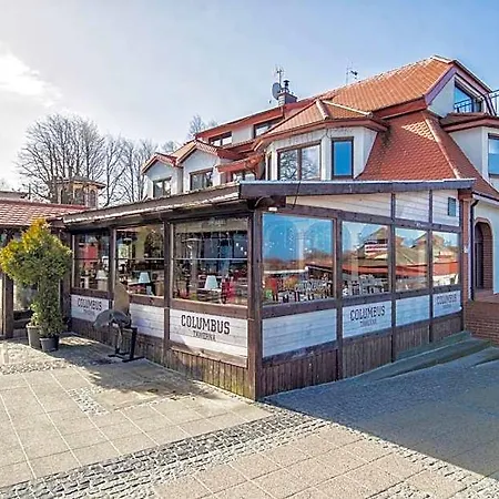 Couette-café Columbus - Limanowskiego 1 4*