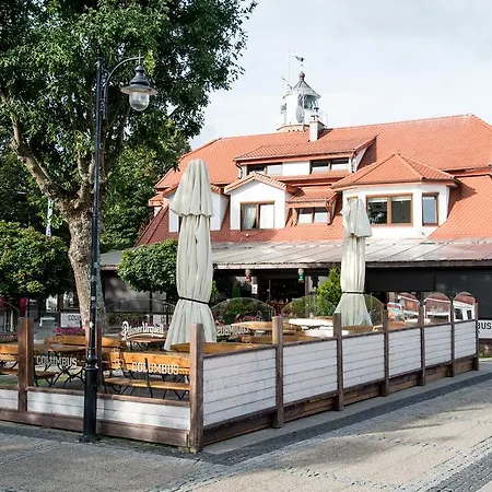 Columbus - Limanowskiego 1 Ustka