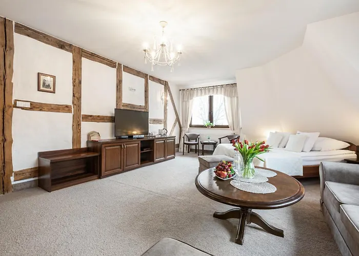 Columbus - Limanowskiego 1 4* Ustka