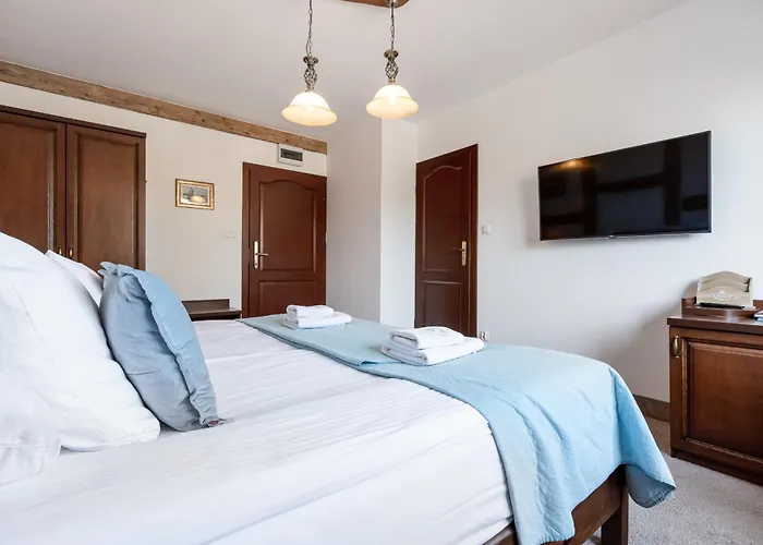 Columbus - Limanowskiego 1 Ustka