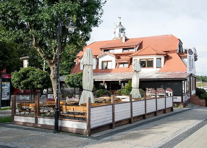 Columbus - Limanowskiego 1 Ustka